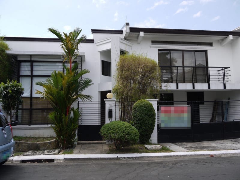 Spacious 4-Bedroom House with Garden in Capitol Hills, Quezon City