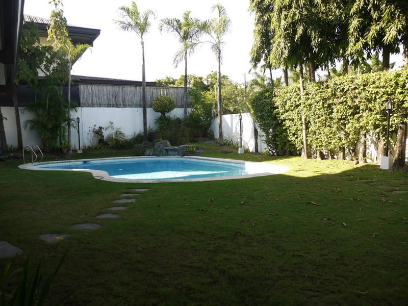 2-Bedroom Unfurnished Condo for Rent in Palm Towers, San Antonio, Makati